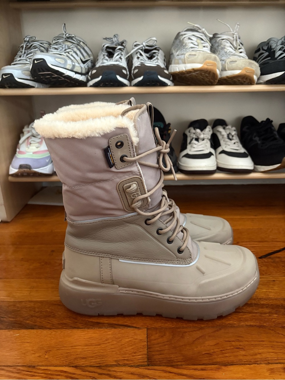 UGG mens Classic Weatherproof Lace-Up Boot in Taupe
